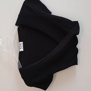 579 black crop top